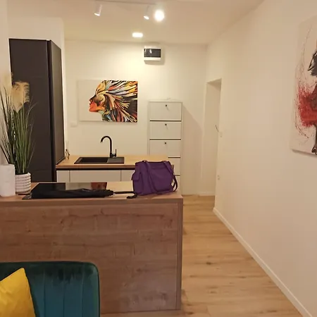 Labirint Apartment